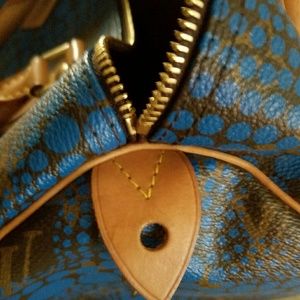 Extra pics of Louis Vuitton Kusama Speedy